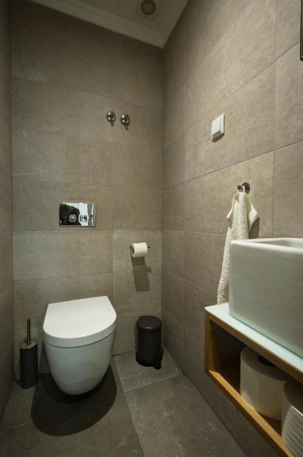 Comfortable Town House In Quiet Area By Lovelystay Lisbon Exterior photo